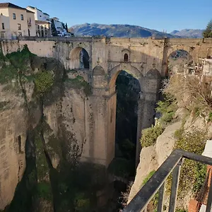 https://apartamento-balcones-del-tajo.es-andalucia.com